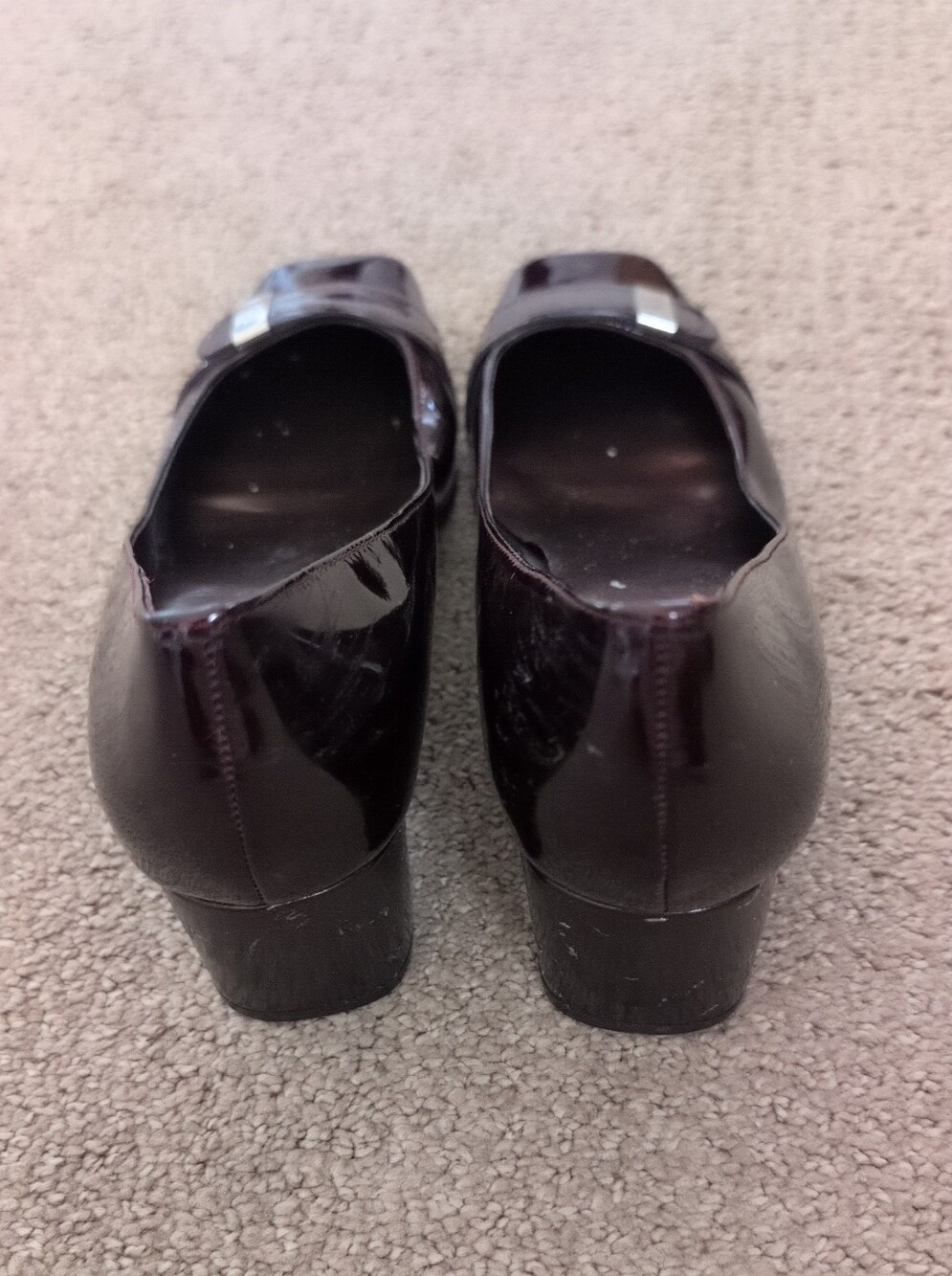 Anne Klein Burgundy iFlex Patent Leather Pumps - Picture 2 of 7